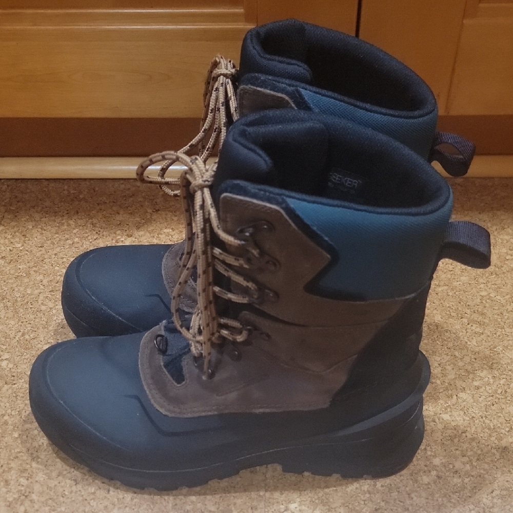 Men's North Face Chilkat V 400 Waterproof Winter Boots